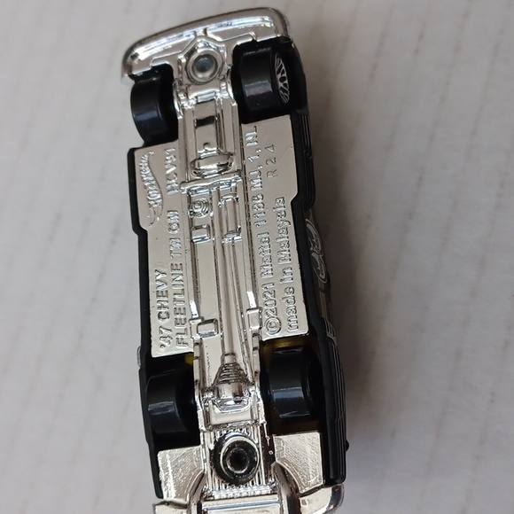 $4 Add-on Toy Cars - Lot of 2 - Picture 7 of 9